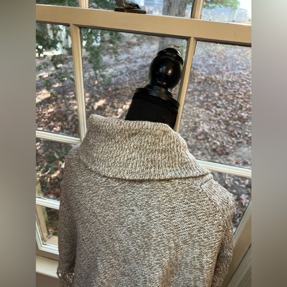 Debbie Morgan Sweater Poncho Fringe Women’s Size Medium Tan Cowl Neck Top - Picture 11 of 12